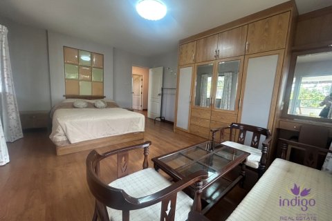Casa de 3 dormitorios en San Sai, Tailandia № 113978 - foto 10