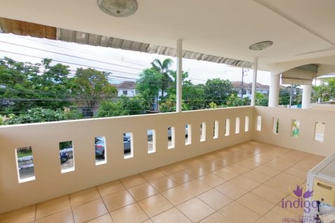 Casa de 3 dormitorios en San Sai, Tailandia № 113978 - foto 23