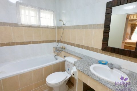Casa de 3 dormitorios en San Sai, Tailandia № 113978 - foto 19