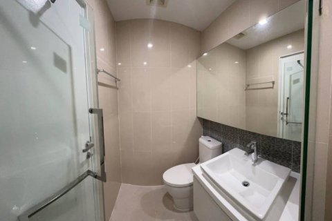 Condominio de 1 dormitorio en Bangkok, Tailandia № 146860 - foto 7