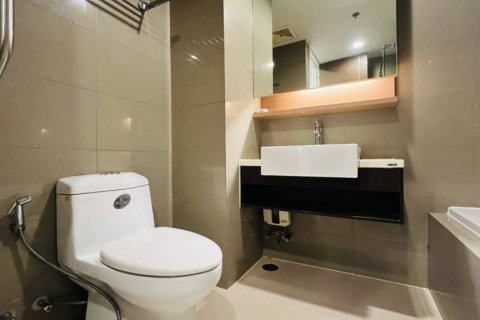 Condominio de 2 dormitorios en Bangkok, Tailandia № 146863 - foto 10