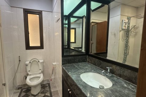 Condominio de 1 dormitorio en Khlong San, Bangkok, Tailandia № 146862 - foto 7