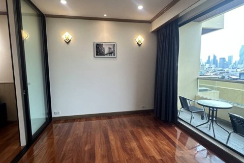 Condominio de 1 dormitorio en Khlong San, Bangkok, Tailandia № 146862 - foto 4