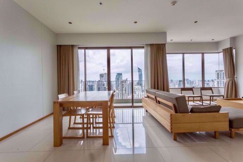 Off-Plan The Emporio Place in Bangkok, Thailand № 36631 - Foto 2