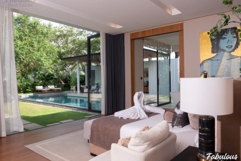 Chalet de 4 dormitorios en Bang Tao, Tailandia № 179202 - foto 15