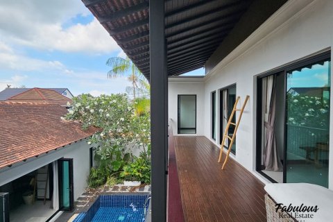 Chalet de 3 dormitorios en Bang Tao, Tailandia № 179206 - foto 11