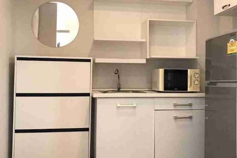 Condominio de 1 dormitorio en Bangkok, Tailandia № 183530 - foto 4