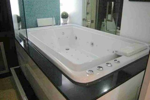 Condominio de 1 dormitorio en Bangkok, Tailandia № 183534 - foto 3