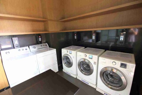 Condominio de 1 dormitorio en Bangkok, Tailandia № 183535 - foto 3