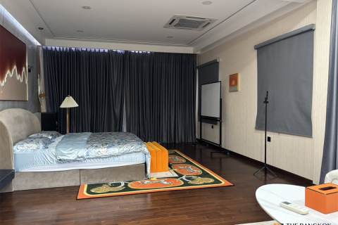 Casa de 4 dormitorios en Bangkok, Tailandia № 189201 - foto 5