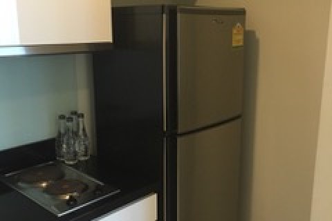 Condominio de 1 dormitorio en Bangkok, Tailandia № 144076 - foto 5