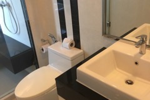 Condominio de 1 dormitorio en Bangkok, Tailandia № 144076 - foto 8