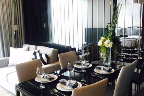 Condominio de 2 dormitorios en Bangkok, Tailandia № 144073 - foto 2