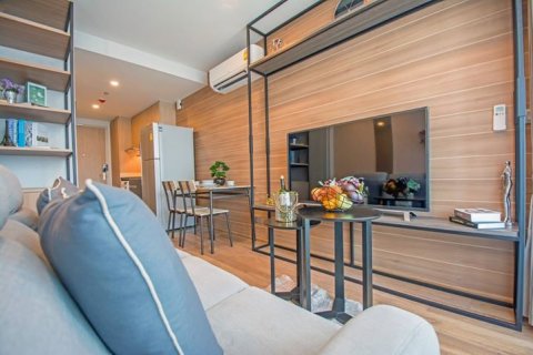 Eigentumswohnung in Bangkok, Thailand, 1 Schlafzimmer  № 144070 - Foto 2