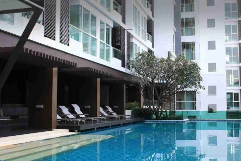 Condominio de 1 dormitorio en Phaya Thai, Bangkok, Tailandia № 183434 - foto 2