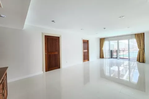 Condominio de 3 dormitorios en Cha-am, Tailandia № 139040 - foto 2