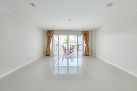 Condominio de 3 dormitorios en Cha-am, Tailandia № 139040 - foto 4