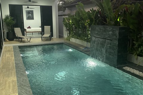 Chalet de 3 dormitorios en Phuket, Tailandia № 146125 - foto 23