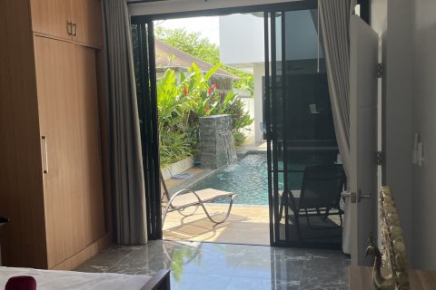 Chalet de 3 dormitorios en Phuket, Tailandia № 146125 - foto 20