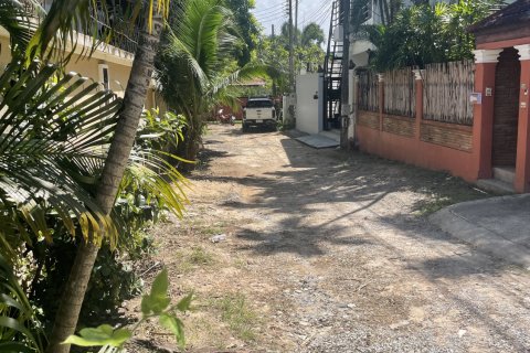 Chalet de 3 dormitorios en Phuket, Tailandia № 146125 - foto 24