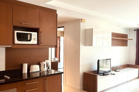 Apartamento de 3 dormitorios en Pattaya, Tailandia № 155623 - foto 2