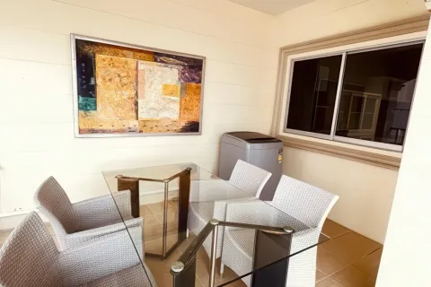 Appartement à Pattaya, Thaïlande 3 chambres № 155622 - photo 30