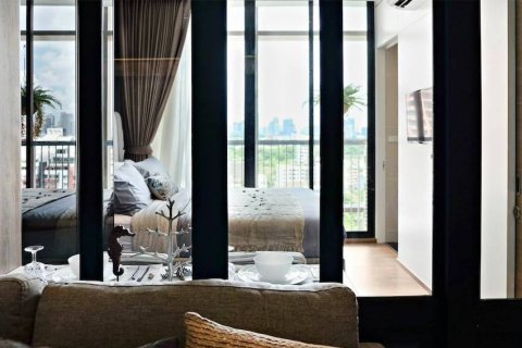Condominio de 1 dormitorio en Bangkok, Tailandia № 157567 - foto 2