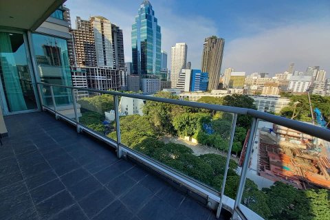 Condominio de 3 dormitorios en Bangkok, Tailandia № 157563 - foto 14