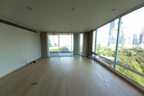 Condominio de 3 dormitorios en Bangkok, Tailandia № 157563 - foto 16
