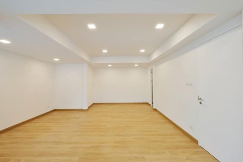 Condominio de 3 dormitorios en Bangkok, Tailandia № 157566 - foto 16