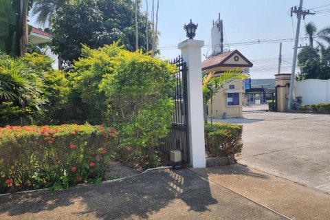 Casa de 5 dormitorios en Pattaya, Tailandia № 54835 - foto 25