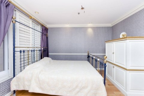 Condominio de 3 dormitorios en Bangkok, Tailandia № 143634 - foto 13