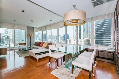 Condominio de 3 dormitorios en Bangkok, Tailandia № 143633 - foto 2