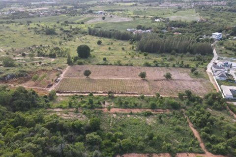 Terreno en Hua Hin, Tailandia № 168116 - foto 4