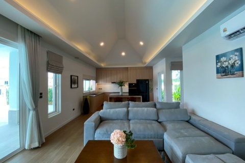 Casa de 3 dormitorios en Hua Hin, Tailandia № 168114 - foto 8