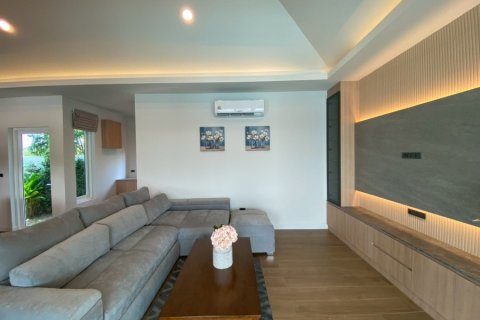 Casa de 3 dormitorios en Hua Hin, Tailandia № 168114 - foto 10