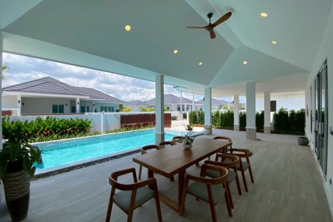 Casa de 3 dormitorios en Hua Hin, Tailandia № 168114 - foto 4