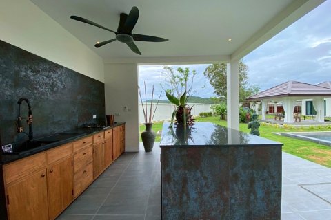 House in Hua Hin, Thailand 4 bedrooms № 168115 - photo 9