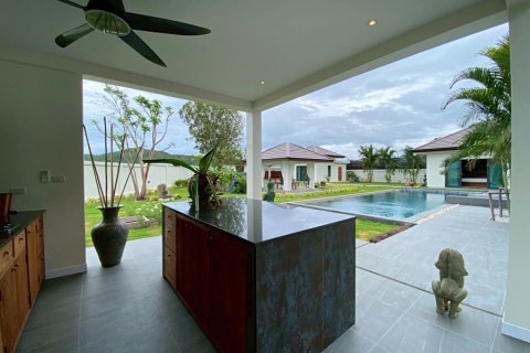 House in Hua Hin, Thailand 4 bedrooms № 168115 - photo 8
