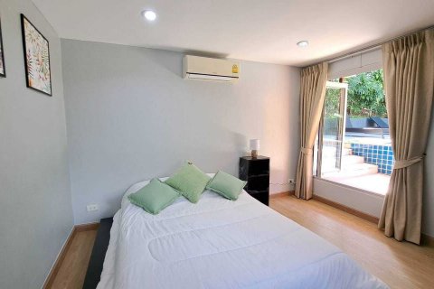 Casa de 3 dormitorios en Phuket, Tailandia № 137070 - foto 14