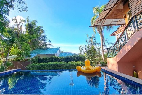 Casa de 3 dormitorios en Phuket, Tailandia № 137070 - foto 2