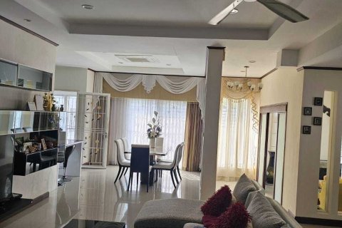Casa de 3 dormitorios en Phuket, Tailandia № 163062 - foto 4