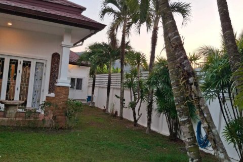 Casa de 3 dormitorios en Phuket, Tailandia № 163062 - foto 11