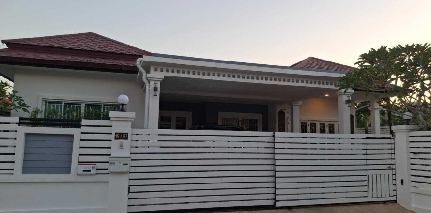 Casa de 3 dormitorios en Phuket, Tailandia № 163062