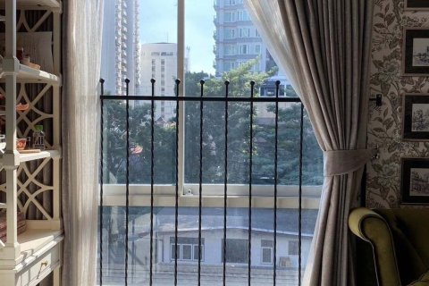 Condominio de 2 dormitorios en Khlong Toei, Bangkok, Tailandia № 147685 - foto 8