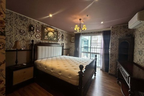 Condominio de 2 dormitorios en Khlong Toei, Bangkok, Tailandia № 147685 - foto 14