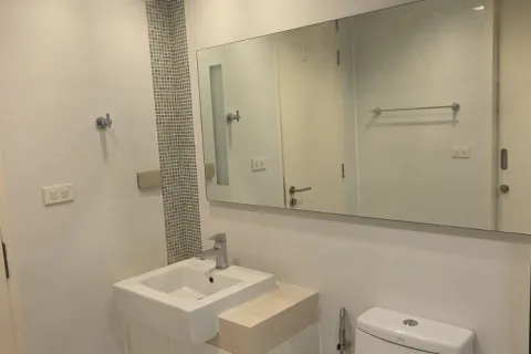 Estudio en el condominio en Sathon, Bangkok, Tailandia № 155072 - foto 8