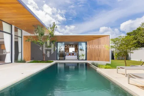 Casa de 3 dormitorios en Phuket, Tailandia № 146651