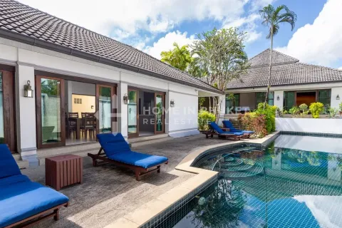 Haus in Kathu, Thailand 4 Schlafzimmer № 146650