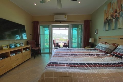 Condominio de 2 dormitorios en Hua Hin, Tailandia № 168435 - foto 16